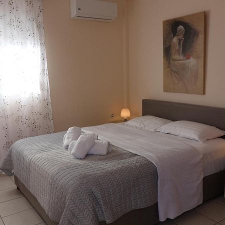 Néa Khilí Kiki'S Cosy Apartments מראה חיצוני תמונה