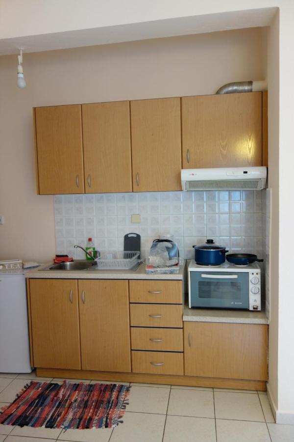 Néa Khilí Kiki'S Cosy Apartments מראה חיצוני תמונה