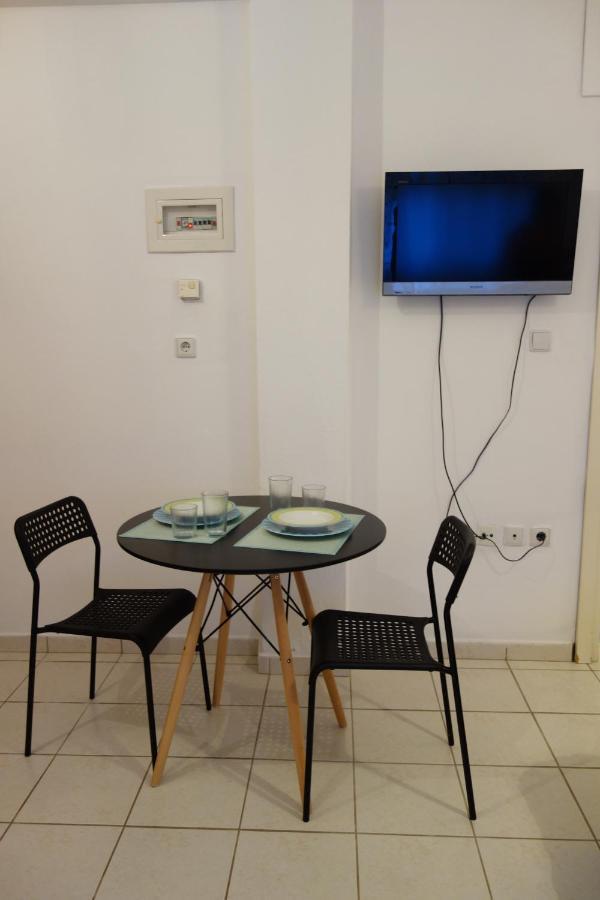 Néa Khilí Kiki'S Cosy Apartments מראה חיצוני תמונה