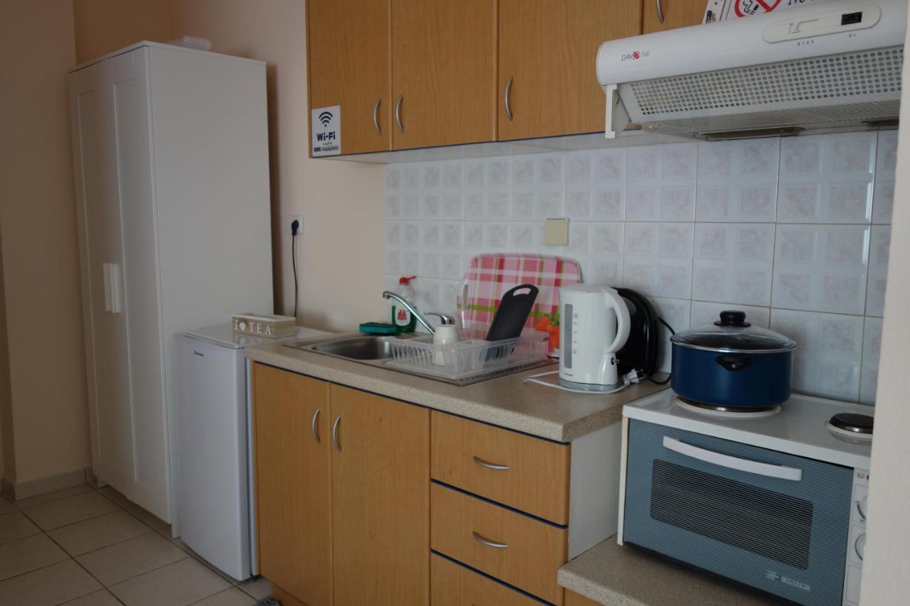 Néa Khilí Kiki'S Cosy Apartments מראה חיצוני תמונה