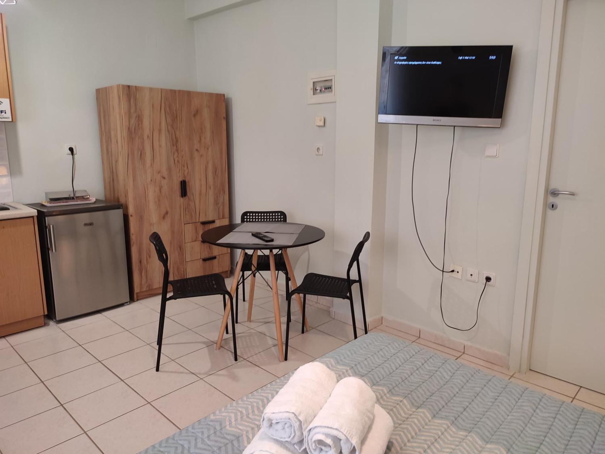 Néa Khilí Kiki'S Cosy Apartments מראה חיצוני תמונה